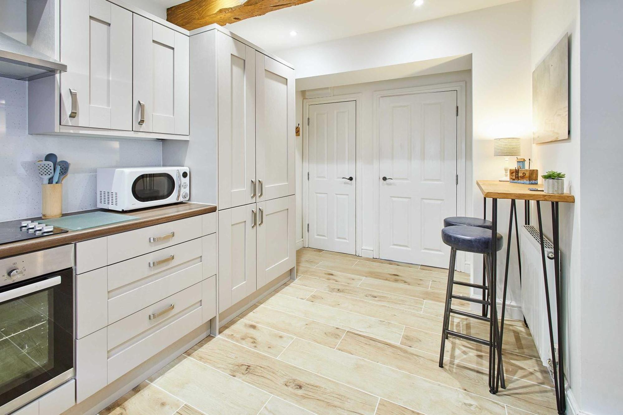 Holiday home Host & - The Snug *