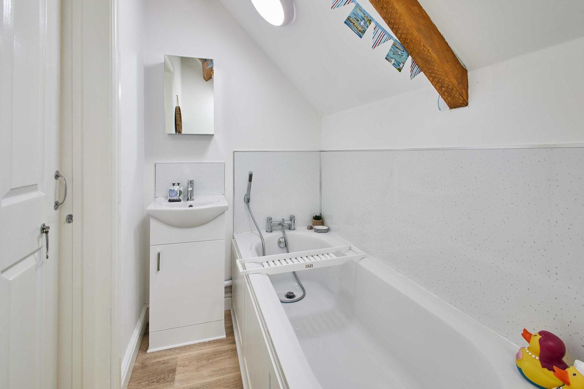 Host & - The Snug Holiday home